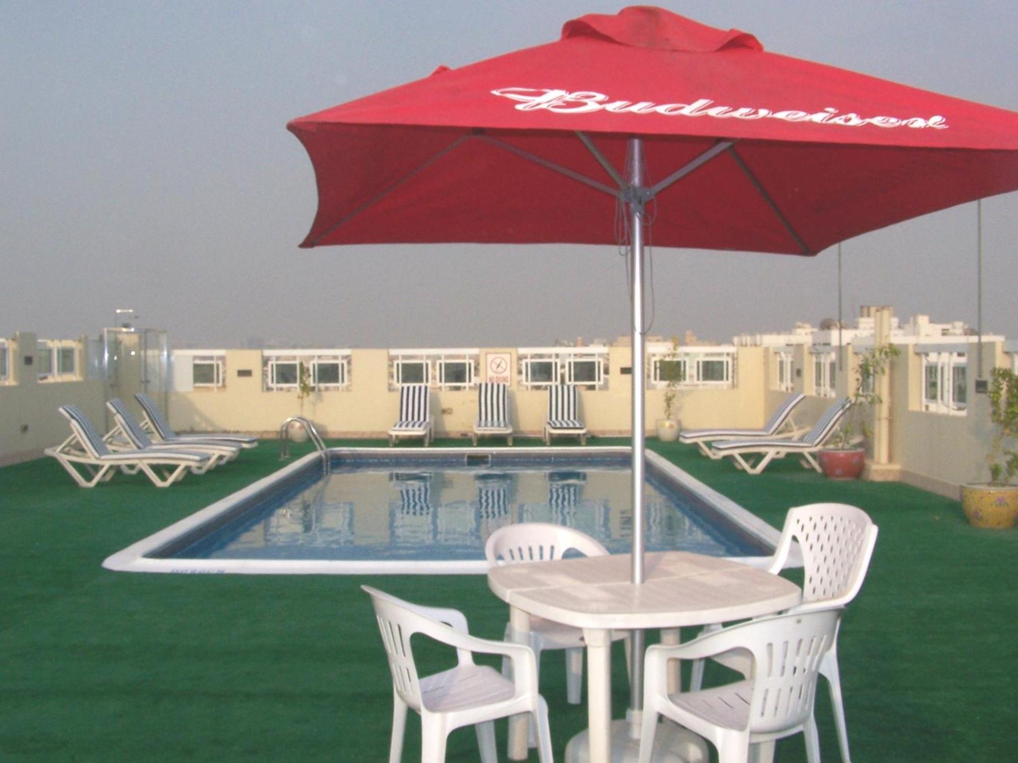 Benta Grand Hotel Llc Dubaï Extérieur photo