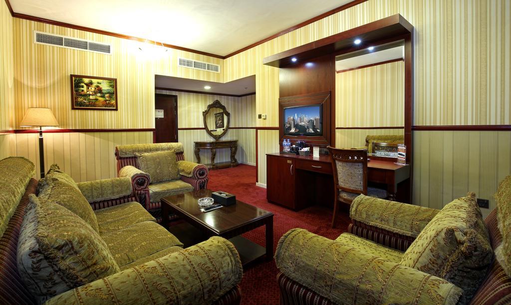 Benta Grand Hotel Llc Dubaï Extérieur photo