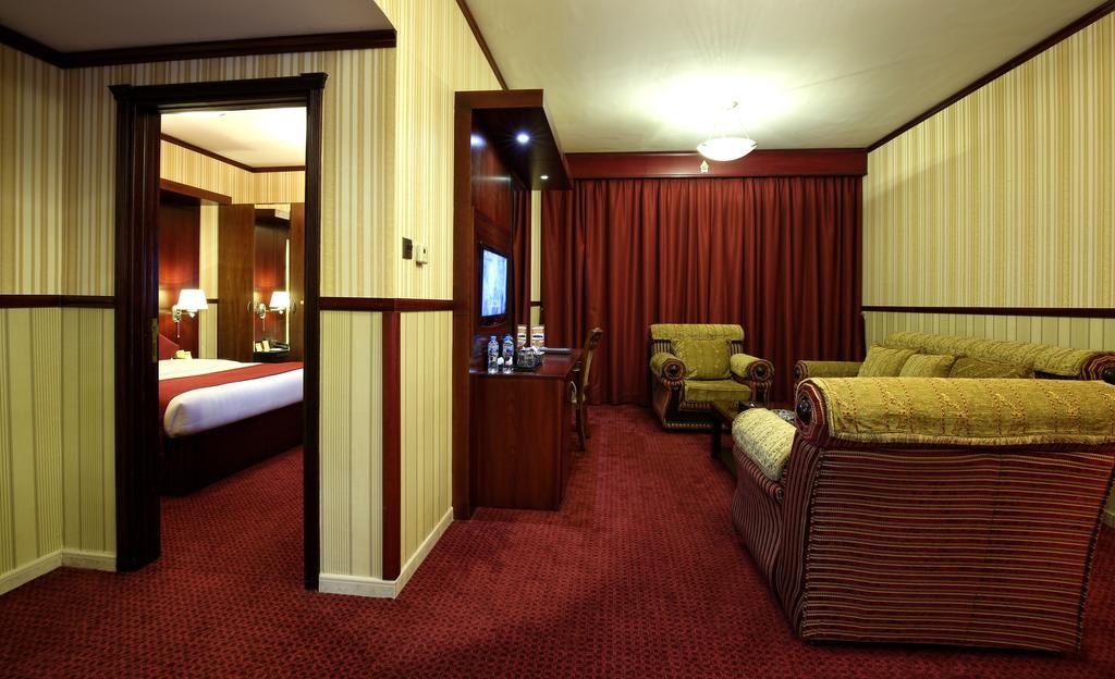 Benta Grand Hotel Llc Dubaï Extérieur photo
